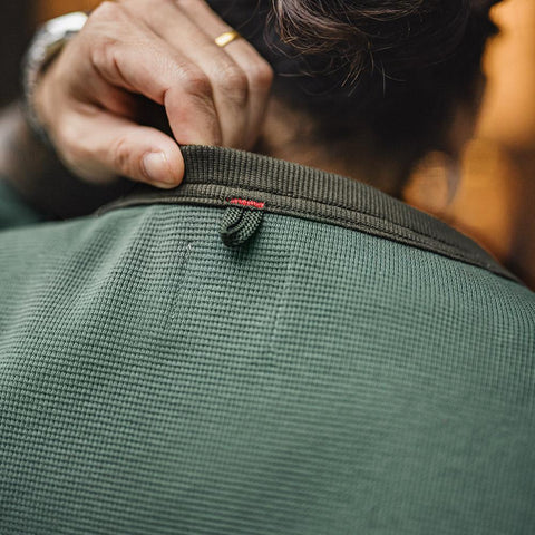 남성용 캐주얼 와플 니트 스웨트셔츠 루즈핏 포켓 티 편안한 핏 긴 소매 풀오버 미국식 캐주얼 스타일