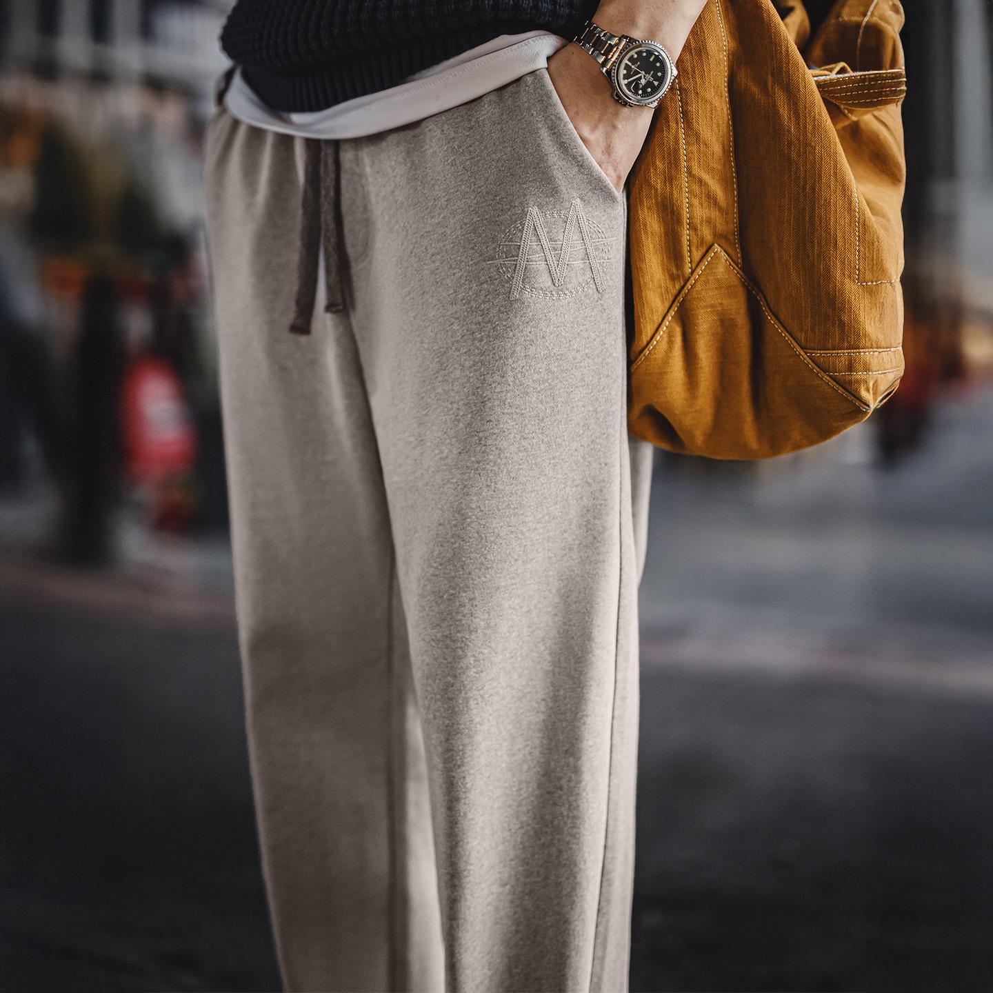 Pantalon de jogging gris brodé pour homme MADEN 
