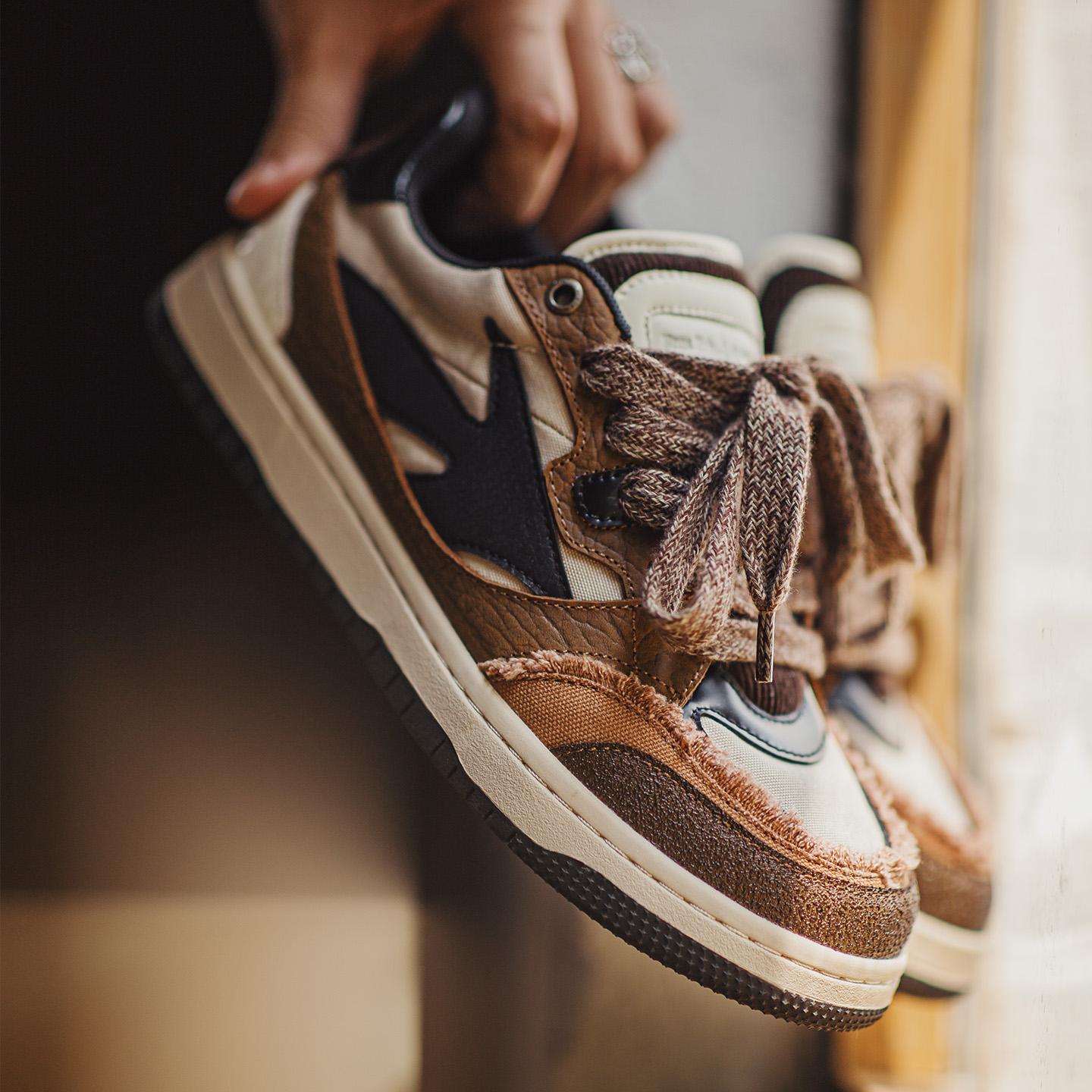 MADEN Retro Dekonstruierte Wildleder Low-Top Sneaker