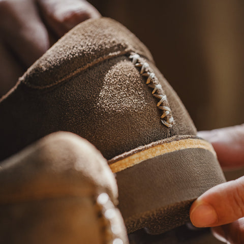 Zapatos mocasines de cuero gamuzado para hombre MADEN