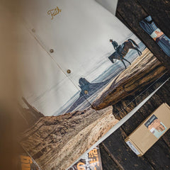 MADEN Camp-Hemd mit kubanischem Kragen und Monument Valley-Print