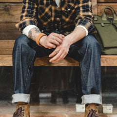 Jeans rectos de mezclilla cruda selvedge de 13.5oz para hombre MADEN