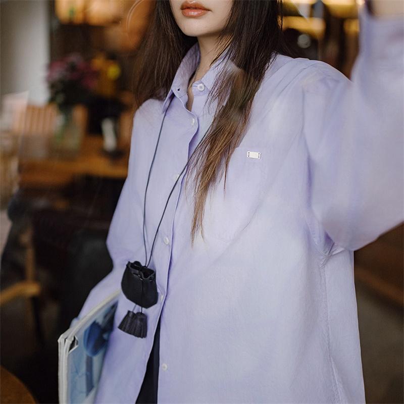 Blusa morada plisada de mujer MADEN con solapa de muesca y corte amplio